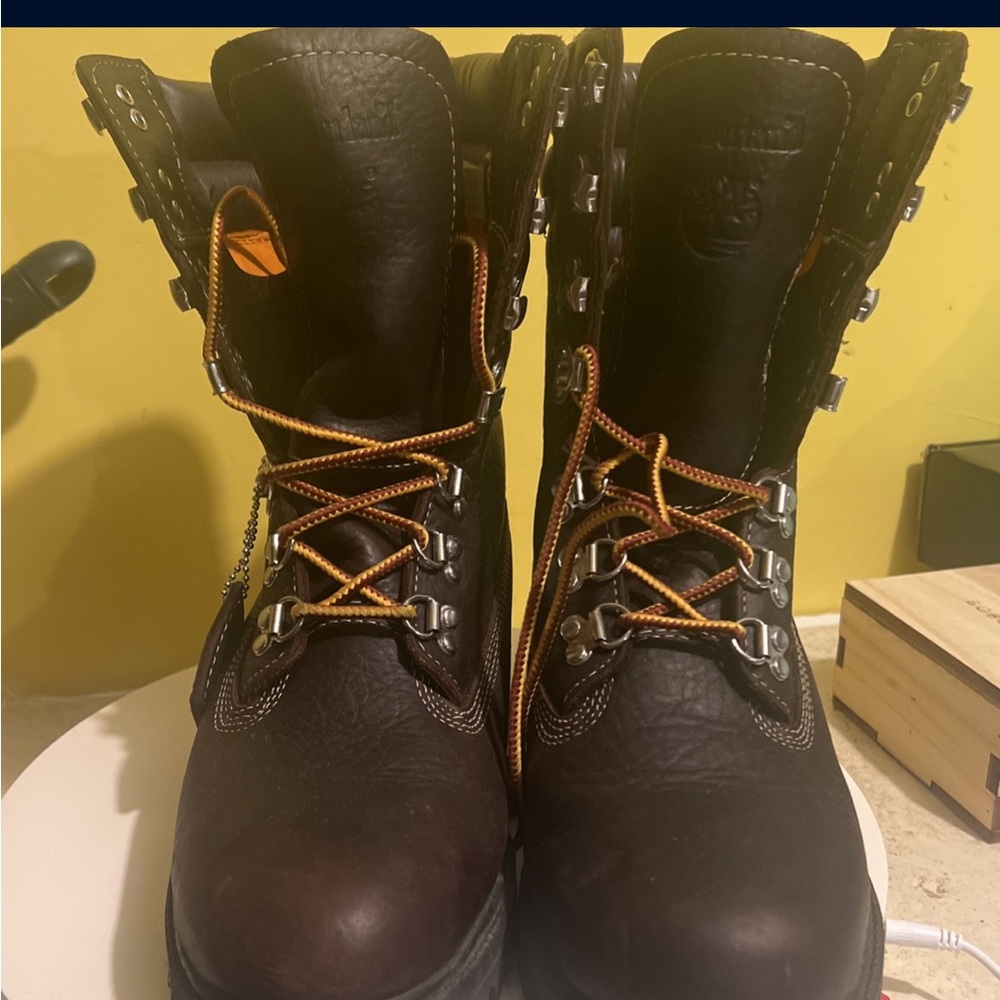 BARELY WORN MENS TIMBERLAND 40 BELOW BOOTS - Picture 2 of 7